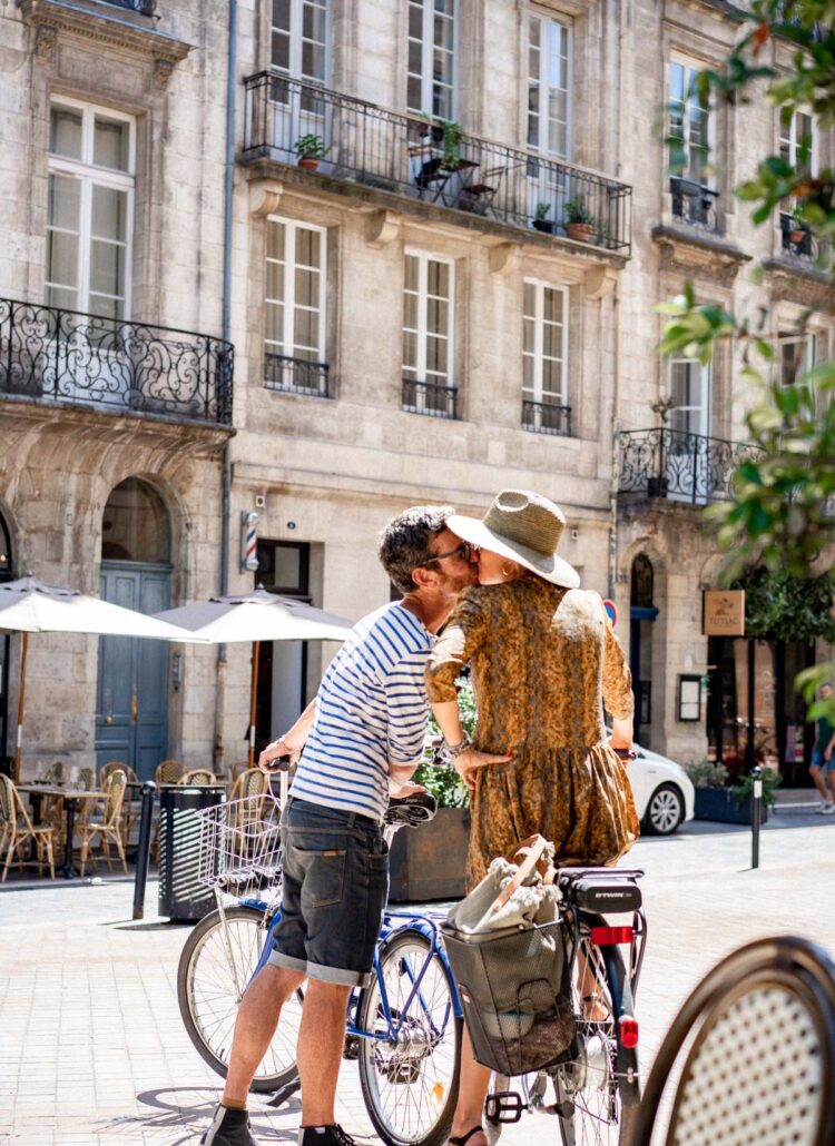 A Helpful Guide to Visiting Bordeaux (+ Fun Things to Do)